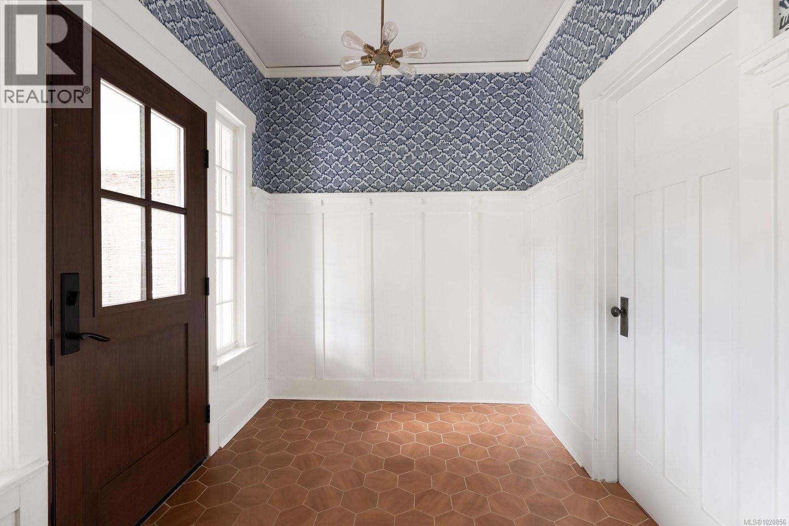 1063 Bank St, Victoria, British Columbia  V8S 4B3 - Photo 21 - 1020856