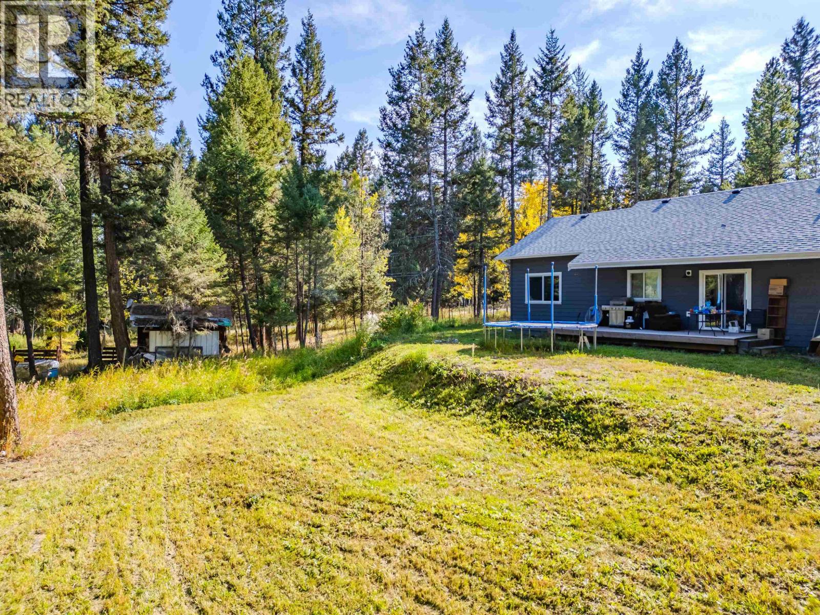 5025 Kyllo Road, 108 Mile Ranch, British Columbia  V0K 2Z0 - Photo 4 - R3049920
