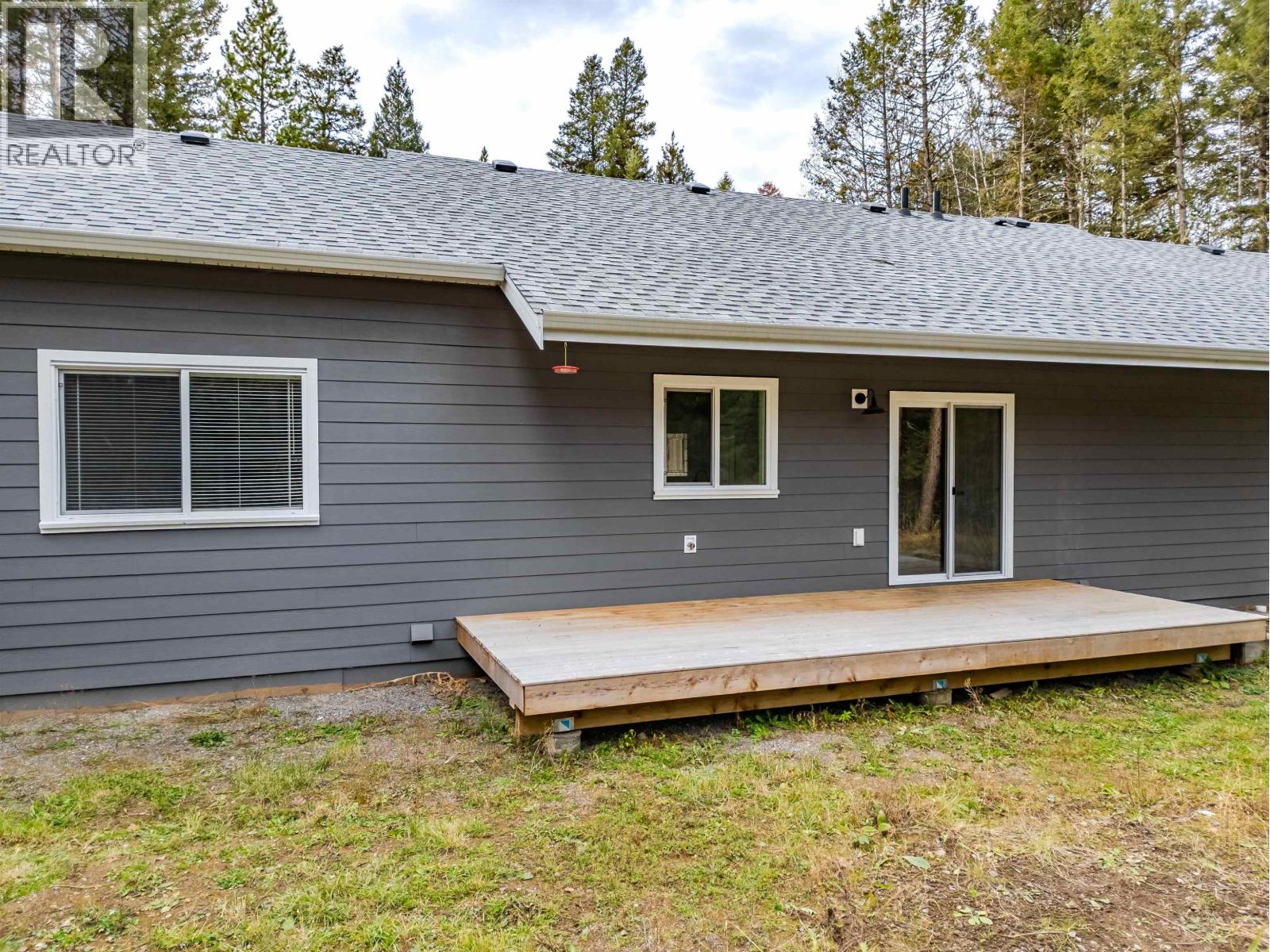 5025 Kyllo Road, 108 Mile Ranch, British Columbia  V0K 2Z0 - Photo 35 - R3049920