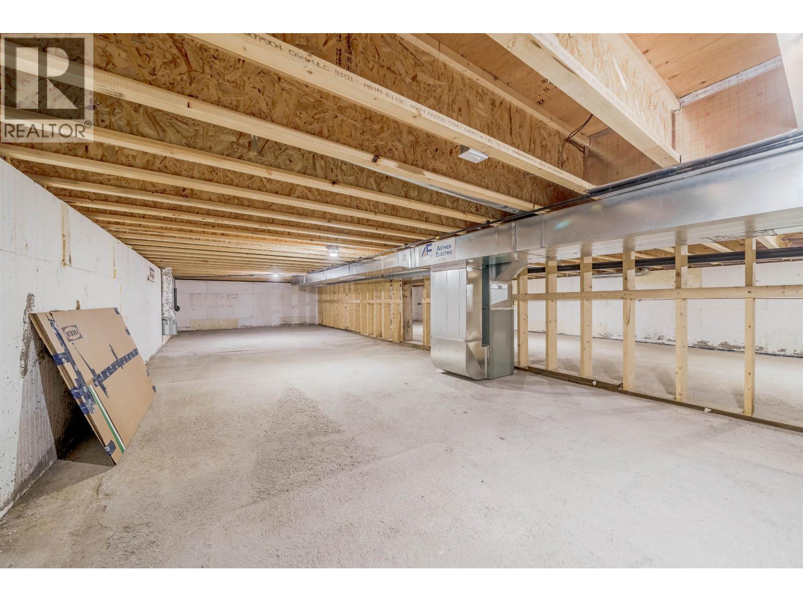 5025 Kyllo Road, 108 Mile Ranch, British Columbia  V0K 2Z0 - Photo 29 - R3049920