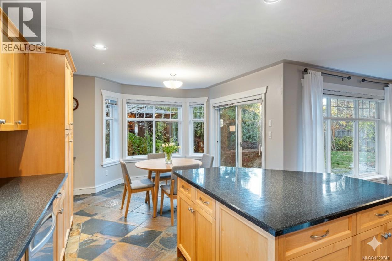 610 Forsyth Ave, Parksville, British Columbia  V9P 1G9 - Photo 2 - 1020746