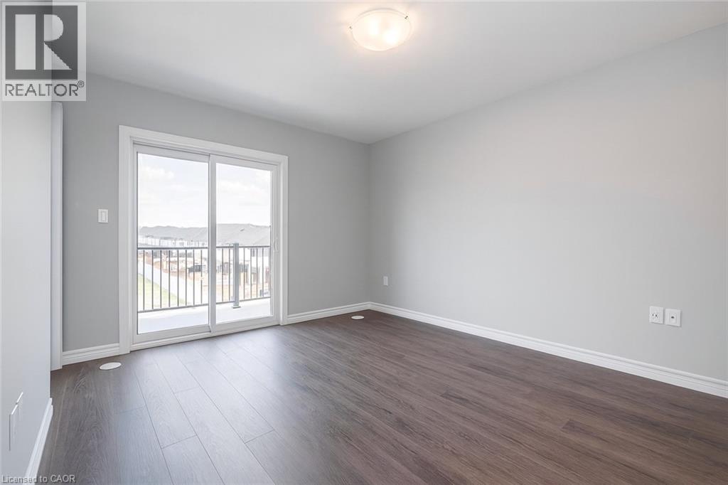 190 Oat Lane, Kitchener, Ontario  N2R 1R7 - Photo 3 - 40789125