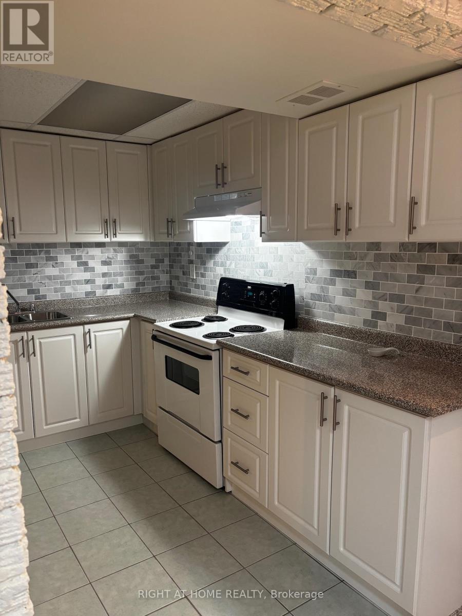 130 Cultra Square, Toronto, Ontario  M1E 2E3 - Photo 11 - E12563464