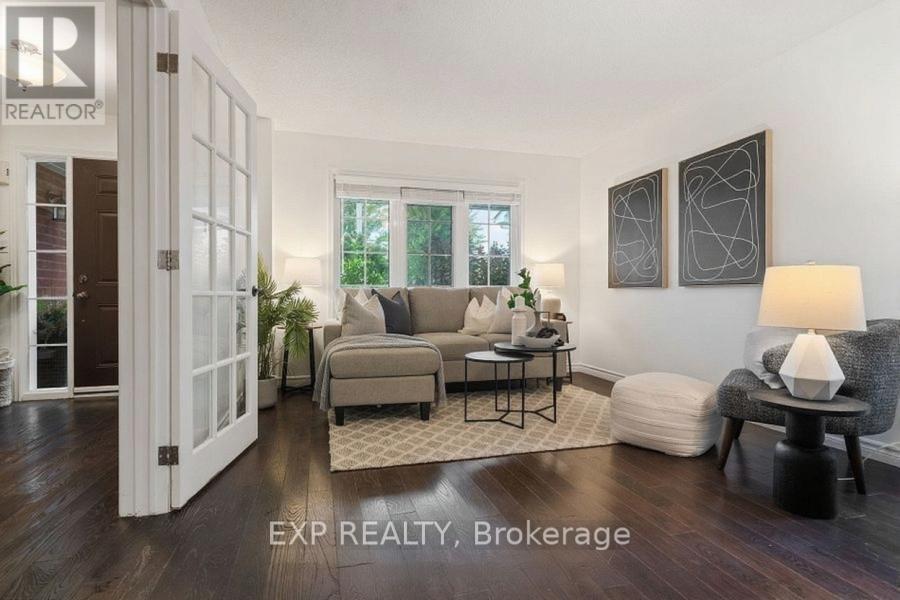 1905 Clearwater Court, Oshawa, Ontario  L1K 2Z6 - Photo 4 - E12563570