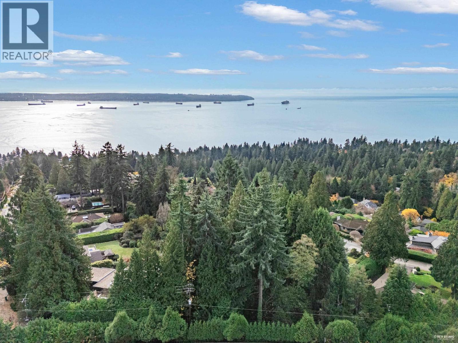 2615 Skilift Place, West Vancouver, British Columbia  V7S 2T6 - Photo 21 - R3067089