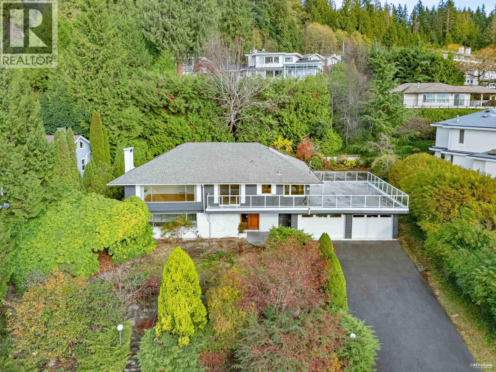 2615 Skilift Place, West Vancouver, British Columbia  V7S 2T6 - Photo 19 - R3067089