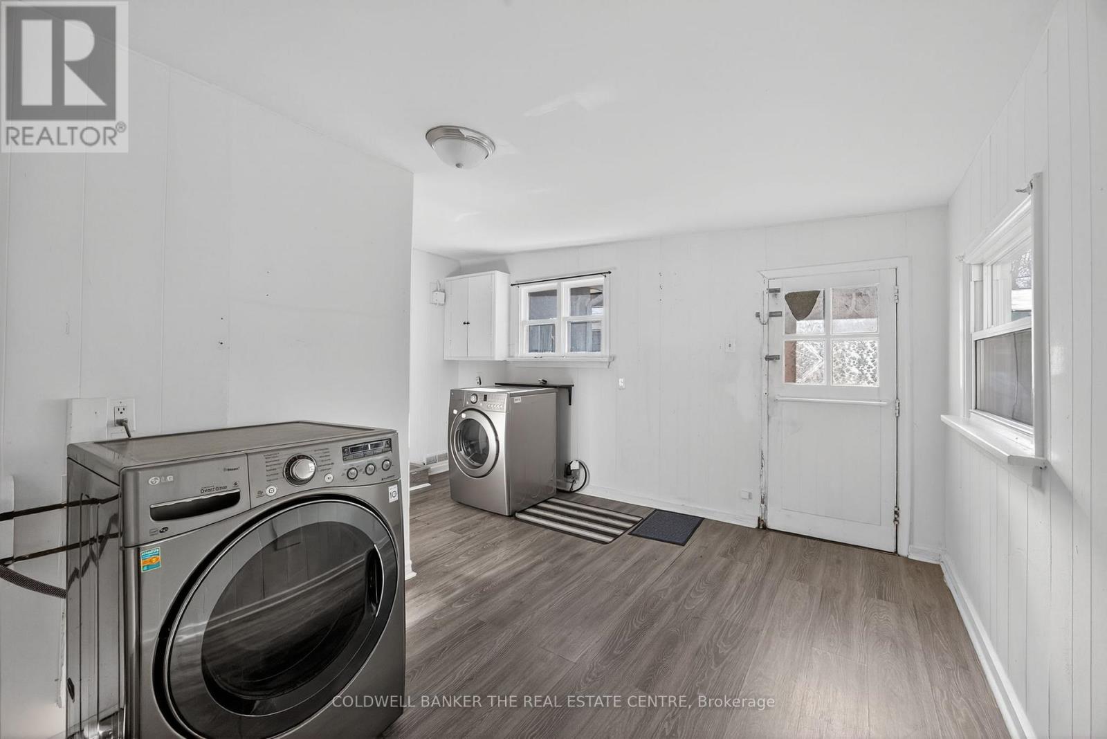 119 Elizabeth Street, Essa, Ontario  L0M 1B0 - Photo 12 - N12563436