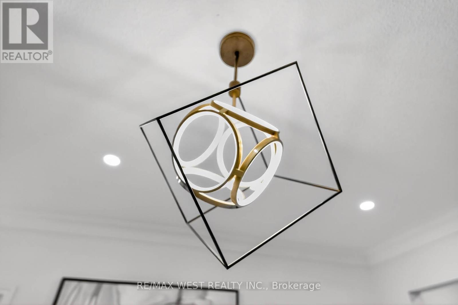 209 King Street South Street S, New Tecumseth, Ontario  L9R 0A7 - Photo 14 - N12563522