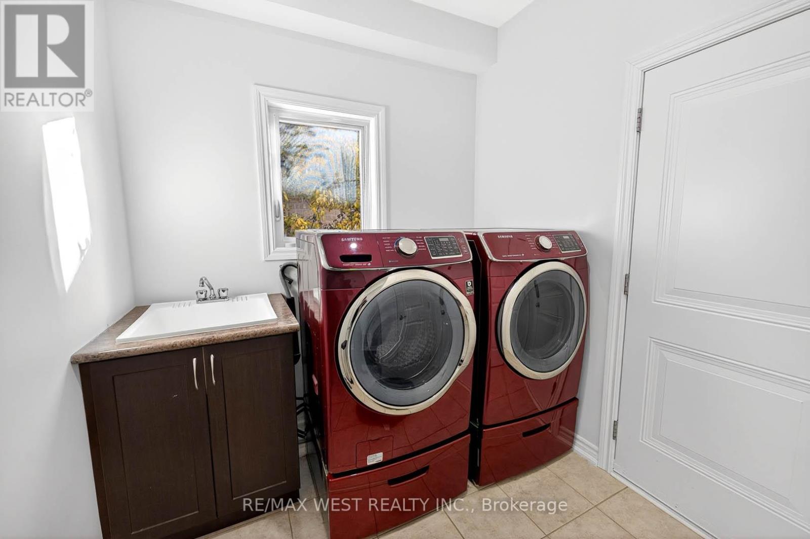 209 King Street South Street S, New Tecumseth, Ontario  L9R 0A7 - Photo 25 - N12563522