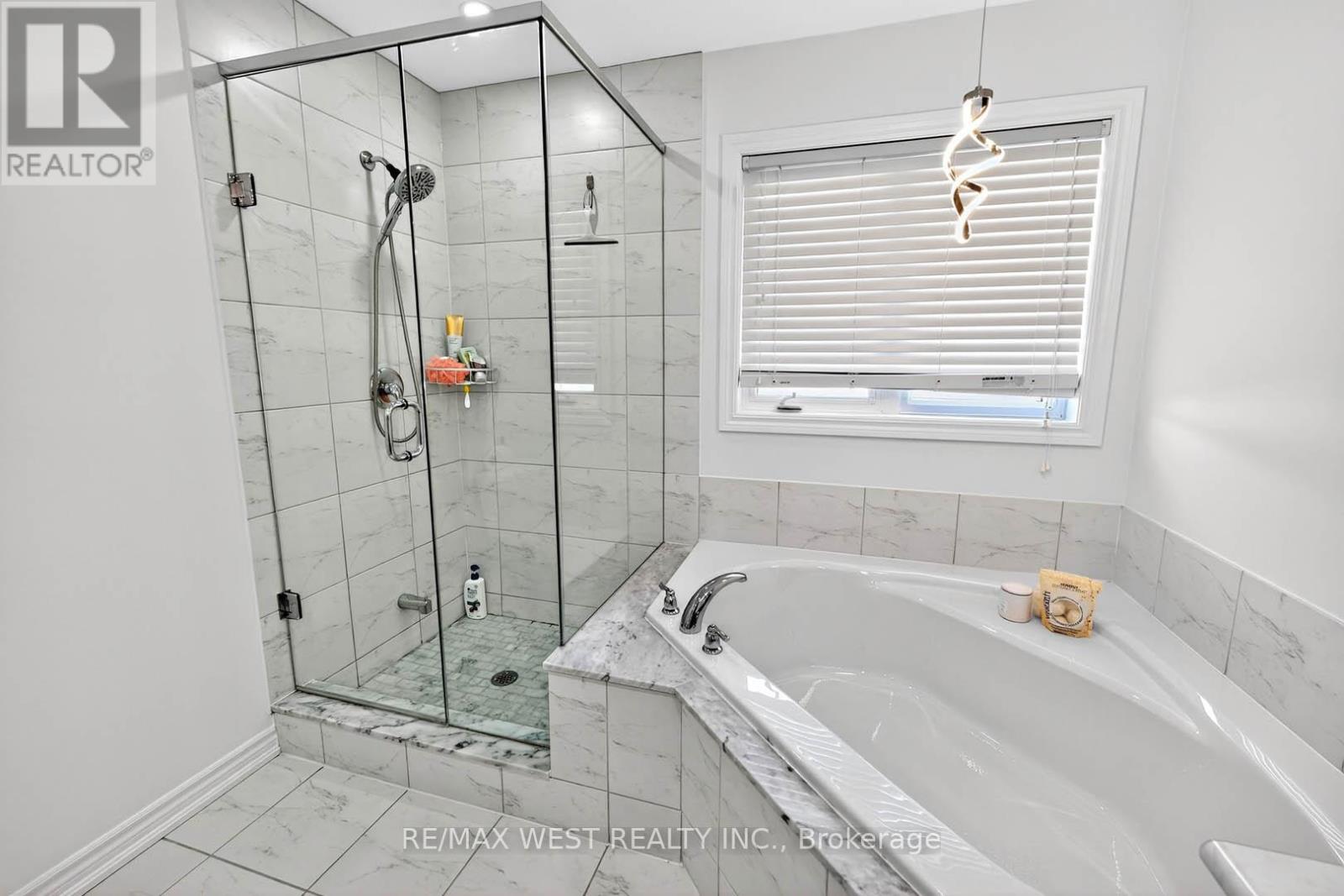 209 King Street South Street S, New Tecumseth, Ontario  L9R 0A7 - Photo 32 - N12563522