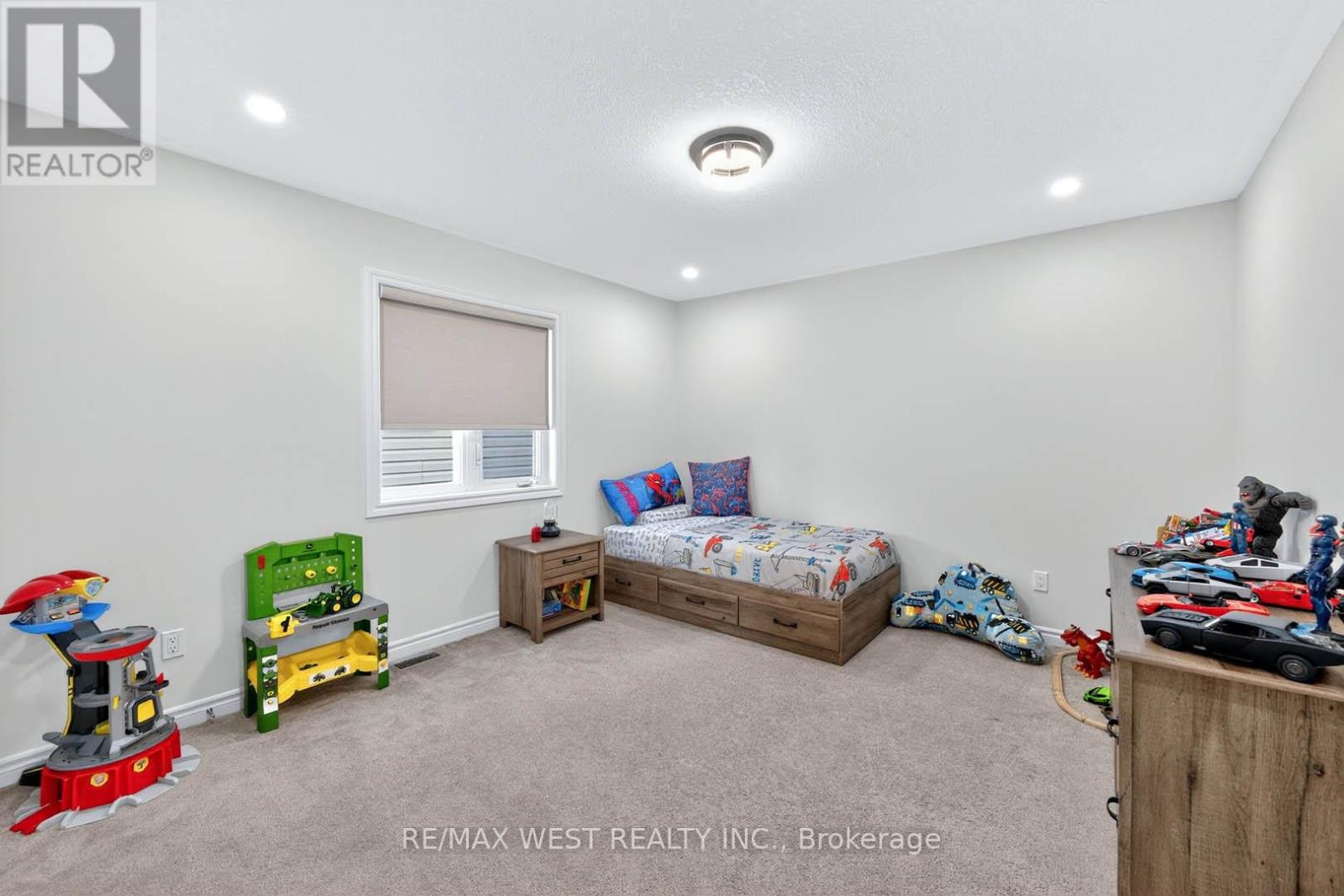 209 King Street South Street S, New Tecumseth, Ontario  L9R 0A7 - Photo 36 - N12563522