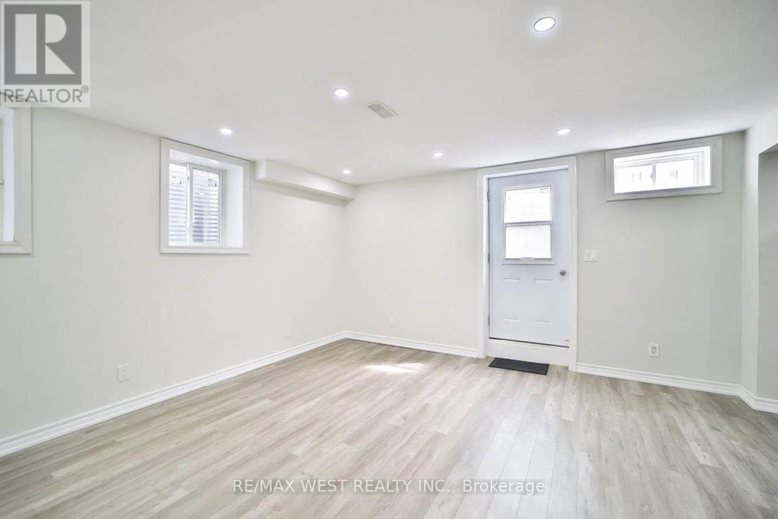 209 King Street South Street S, New Tecumseth, Ontario  L9R 0A7 - Photo 40 - N12563522