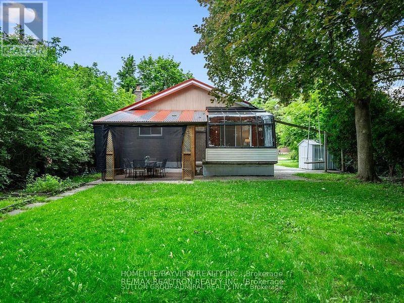 95 Murray Drive, Aurora, Ontario  L4G 2C4 - Photo 13 - N12563568