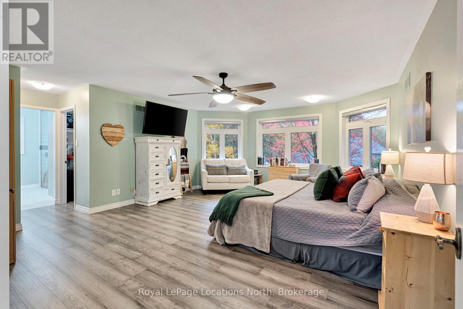 266 45th Street S, Wasaga Beach, Ontario  L9Z 1R3 - Photo 26 - S12485492