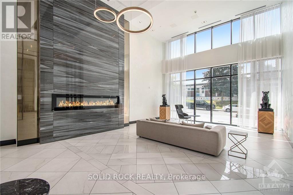 213 - 255 Bay Street, Ottawa, Ontario  K1R 5Z4 - Photo 12 - X12469865