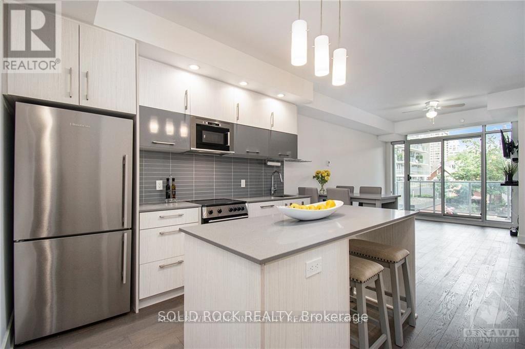 213 - 255 Bay Street, Ottawa, Ontario  K1R 5Z4 - Photo 17 - X12469865