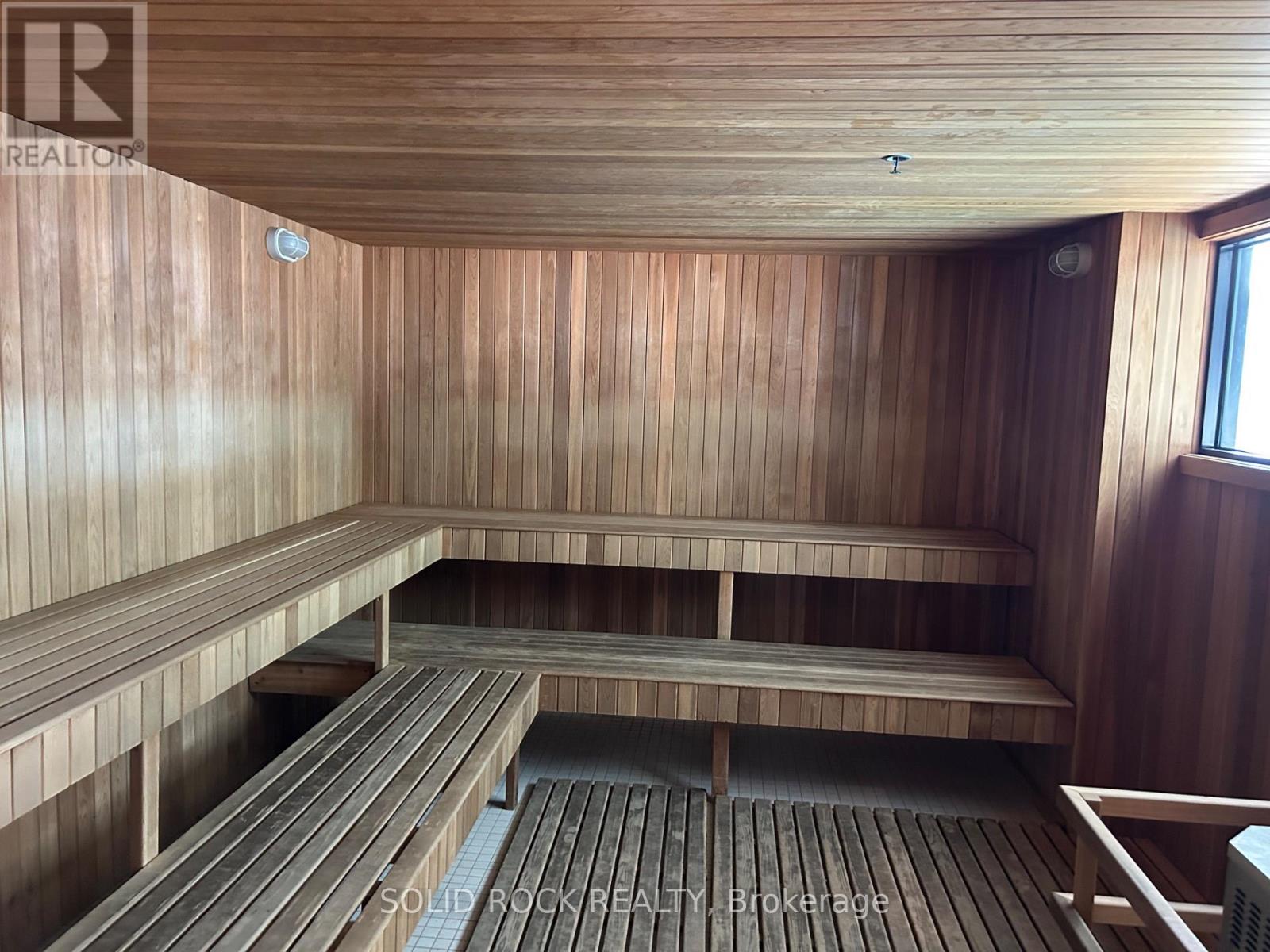 213 - 255 Bay Street, Ottawa, Ontario  K1R 5Z4 - Photo 27 - X12469865