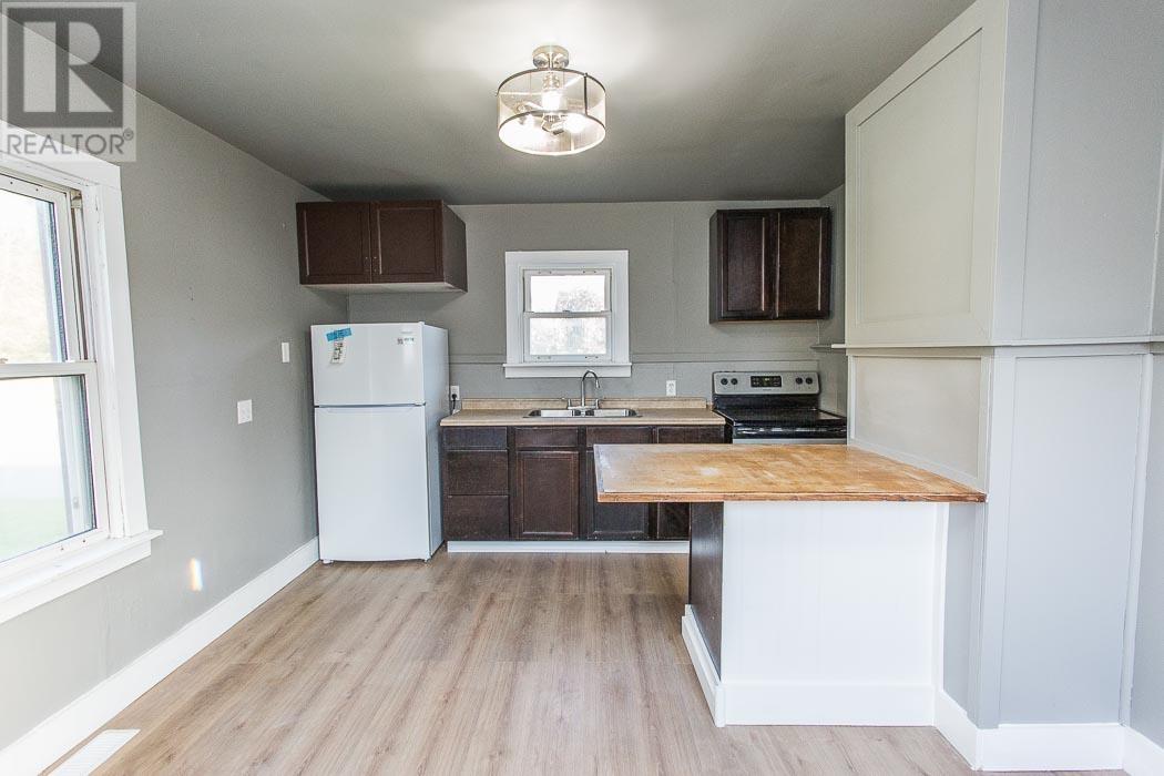 299 Goulais Ave, Sault Ste. Marie, Ontario  P6C 5A2 - Photo 5 - SM252879