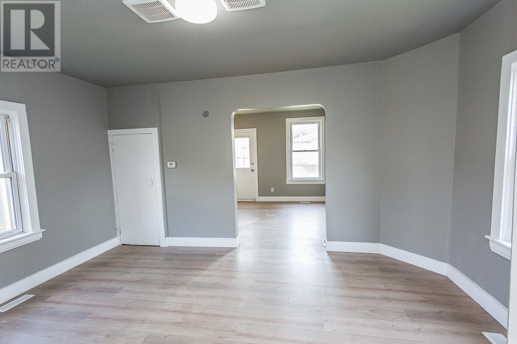 299 Goulais Ave, Sault Ste. Marie, Ontario  P6C 5A2 - Photo 8 - SM252879