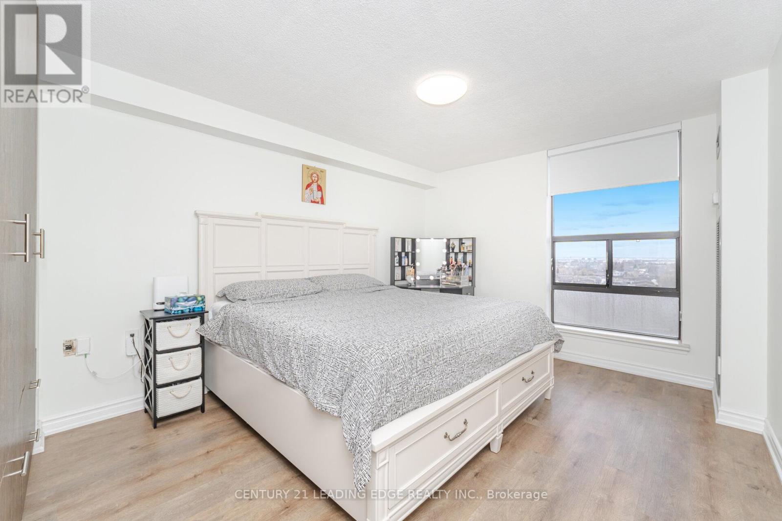 1109 - 18 Knightsbridge Road, Brampton, Ontario  L6T 3X5 - Photo 13 - W12563388