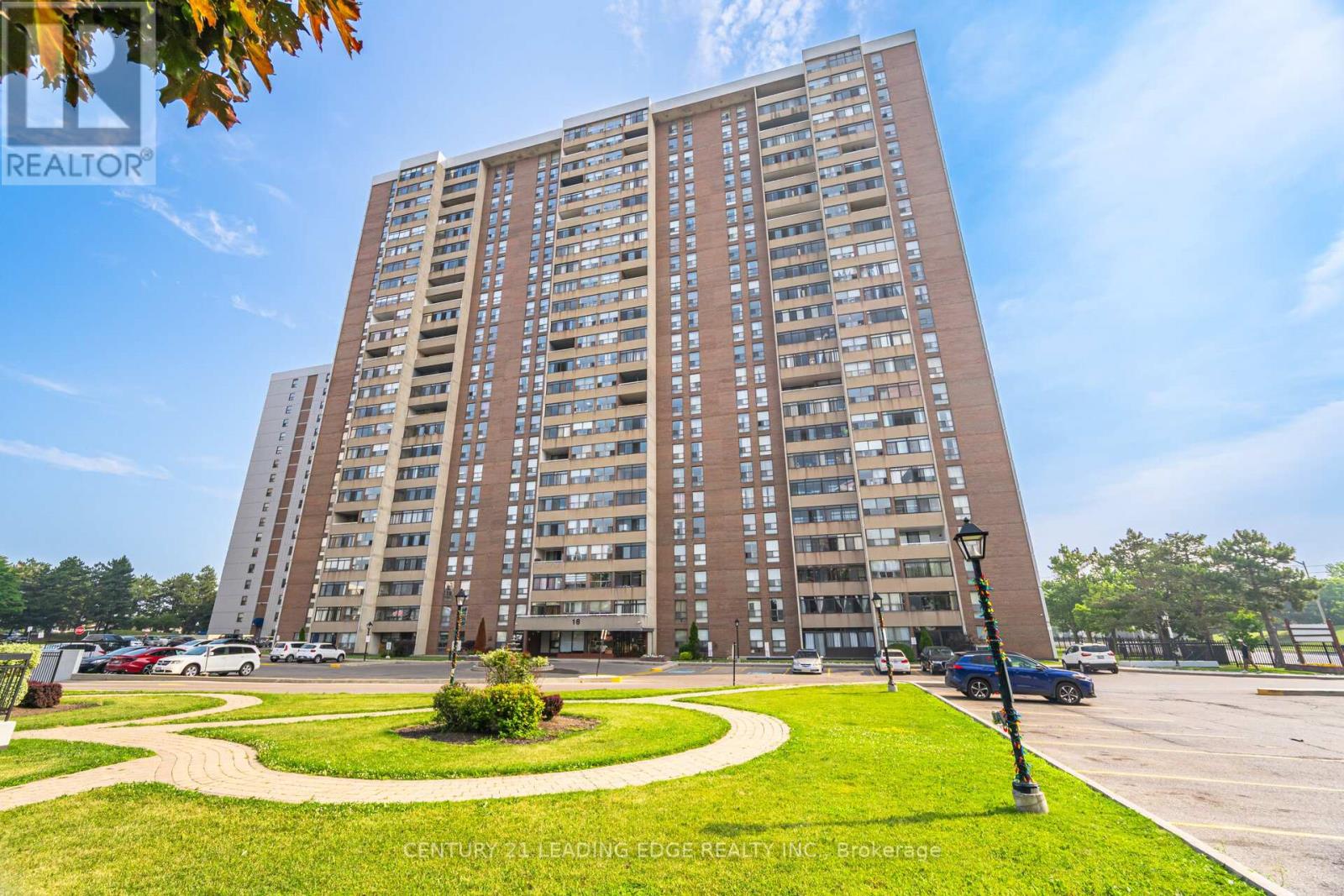 1109 - 18 Knightsbridge Road, Brampton, Ontario  L6T 3X5 - Photo 21 - W12563388