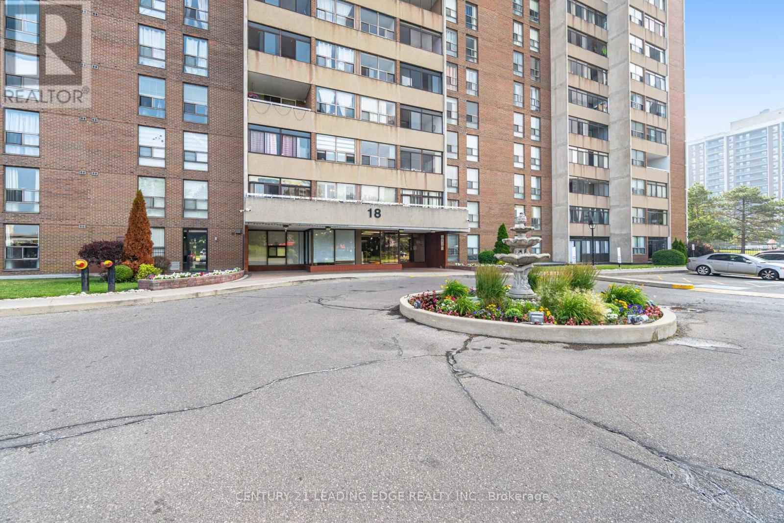 1109 - 18 Knightsbridge Road, Brampton, Ontario  L6T 3X5 - Photo 22 - W12563388