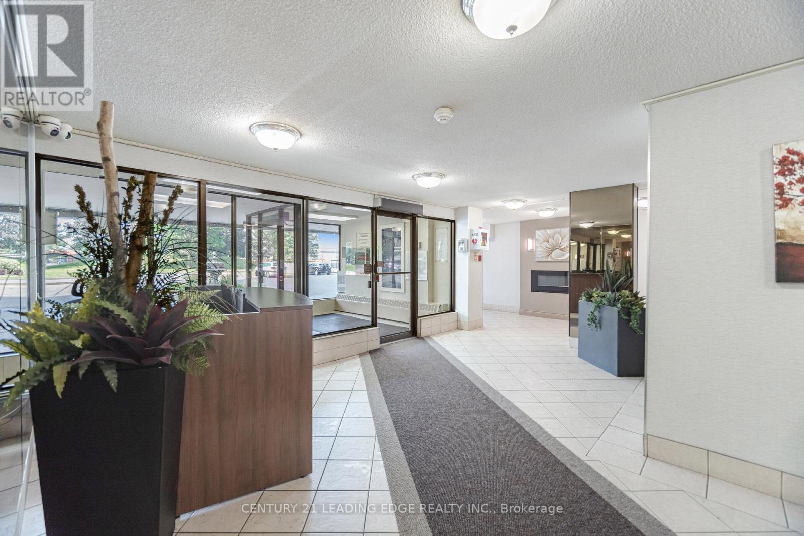 1109 - 18 Knightsbridge Road, Brampton, Ontario  L6T 3X5 - Photo 25 - W12563388