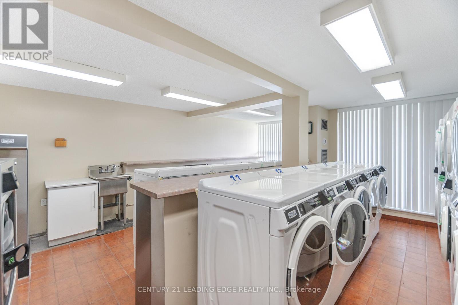 1109 - 18 Knightsbridge Road, Brampton, Ontario  L6T 3X5 - Photo 37 - W12563388