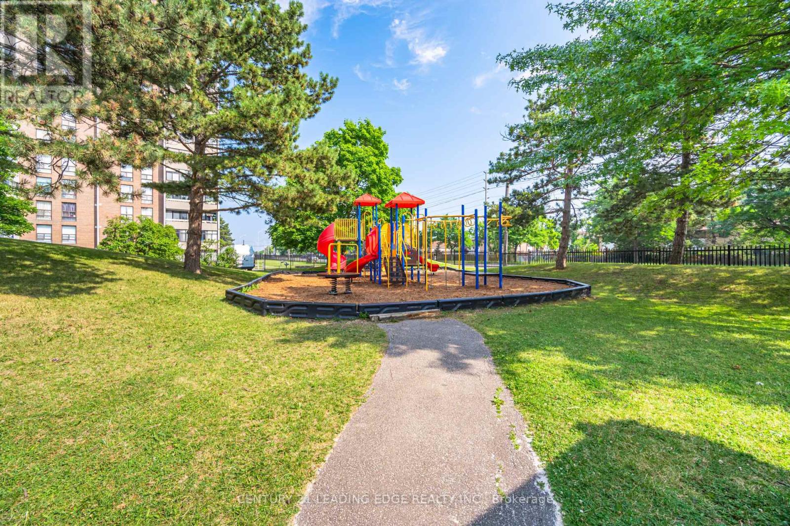 1109 - 18 Knightsbridge Road, Brampton, Ontario  L6T 3X5 - Photo 40 - W12563388