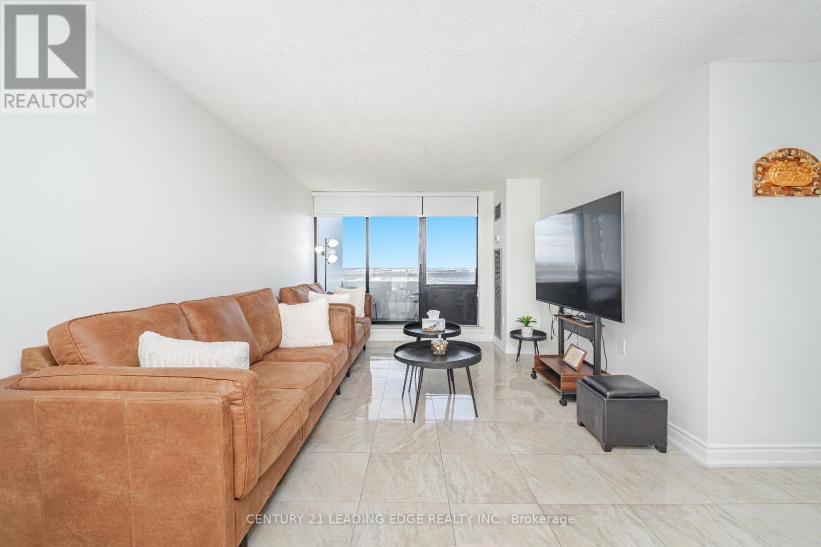 1109 - 18 Knightsbridge Road, Brampton, Ontario  L6T 3X5 - Photo 7 - W12563388