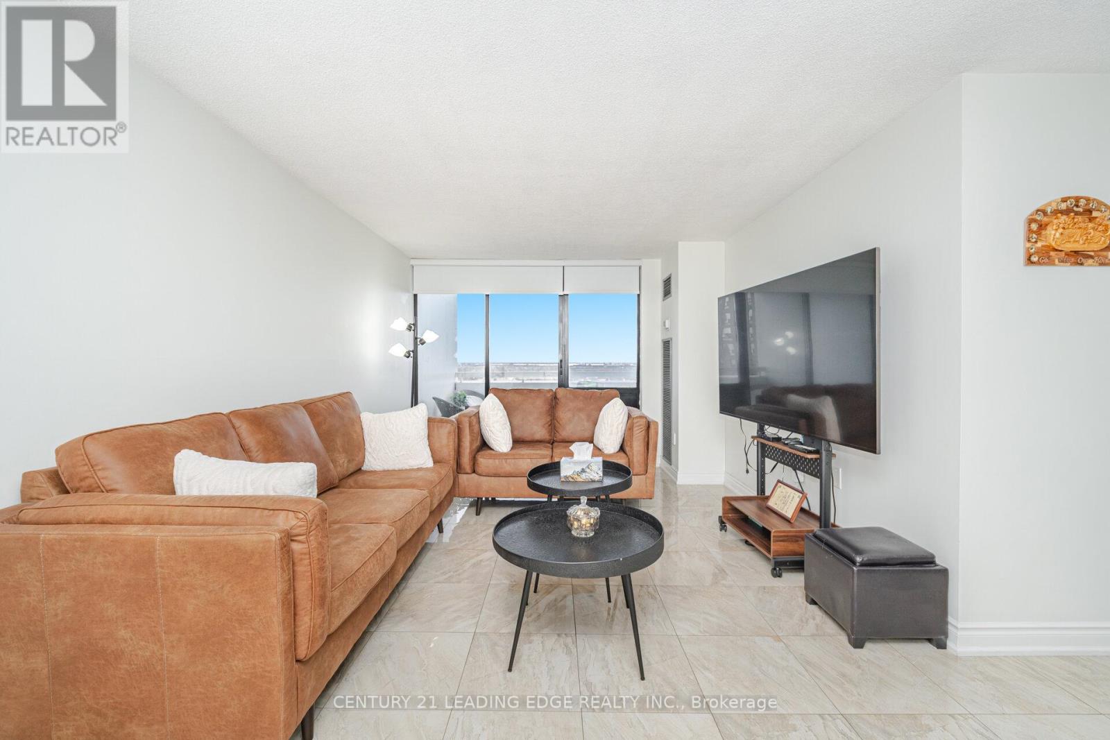 1109 - 18 Knightsbridge Road, Brampton, Ontario  L6T 3X5 - Photo 8 - W12563388