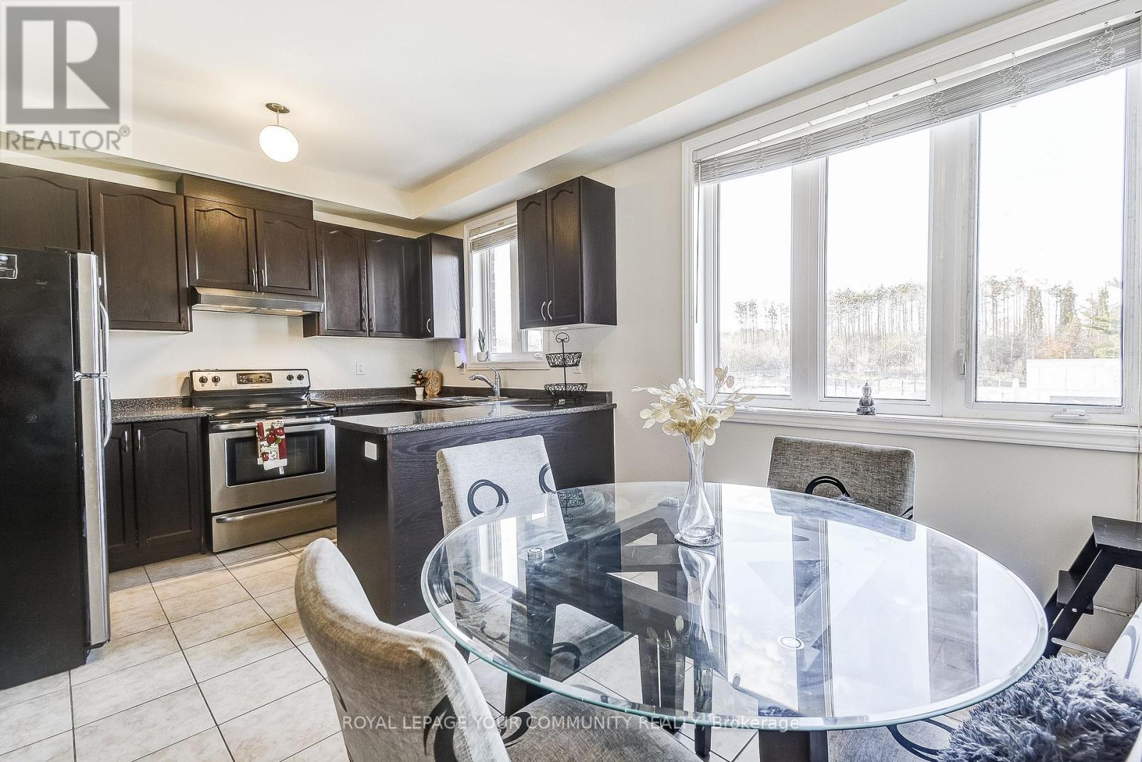 54 Kayak Heights, Brampton, Ontario  L6Z 0H9 - Photo 14 - W12563412