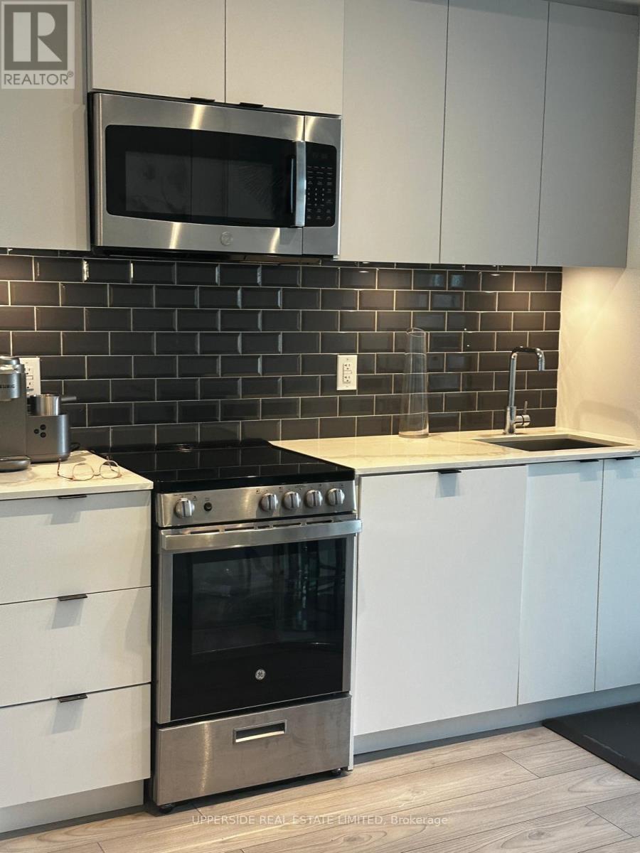 428 - 285 Dufferin Street, Toronto, Ontario  M6K 1E6 - Photo 2 - W12563446