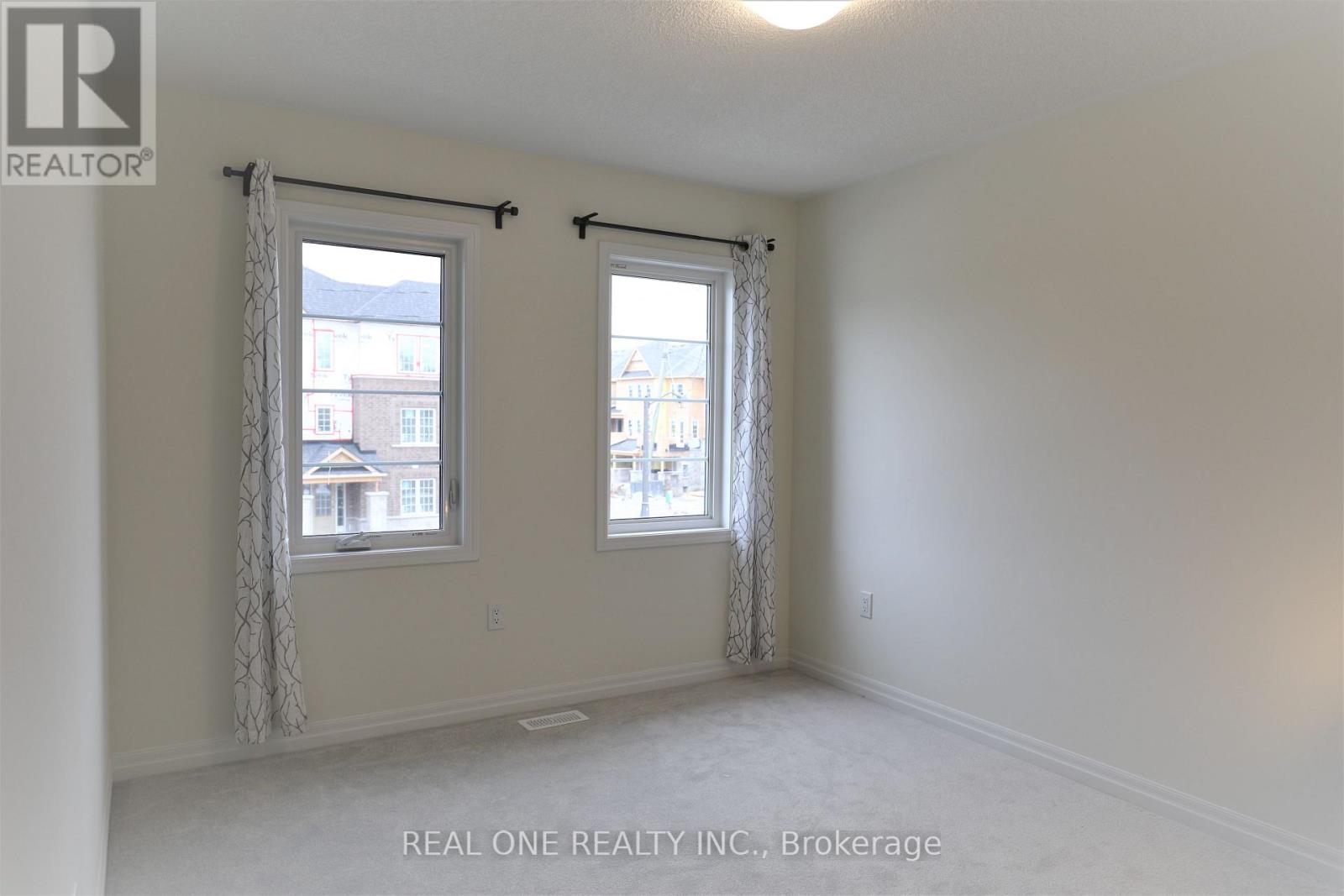 3478 Vernon Powell Drive, Oakville, Ontario  L6H 0X8 - Photo 15 - W12563450