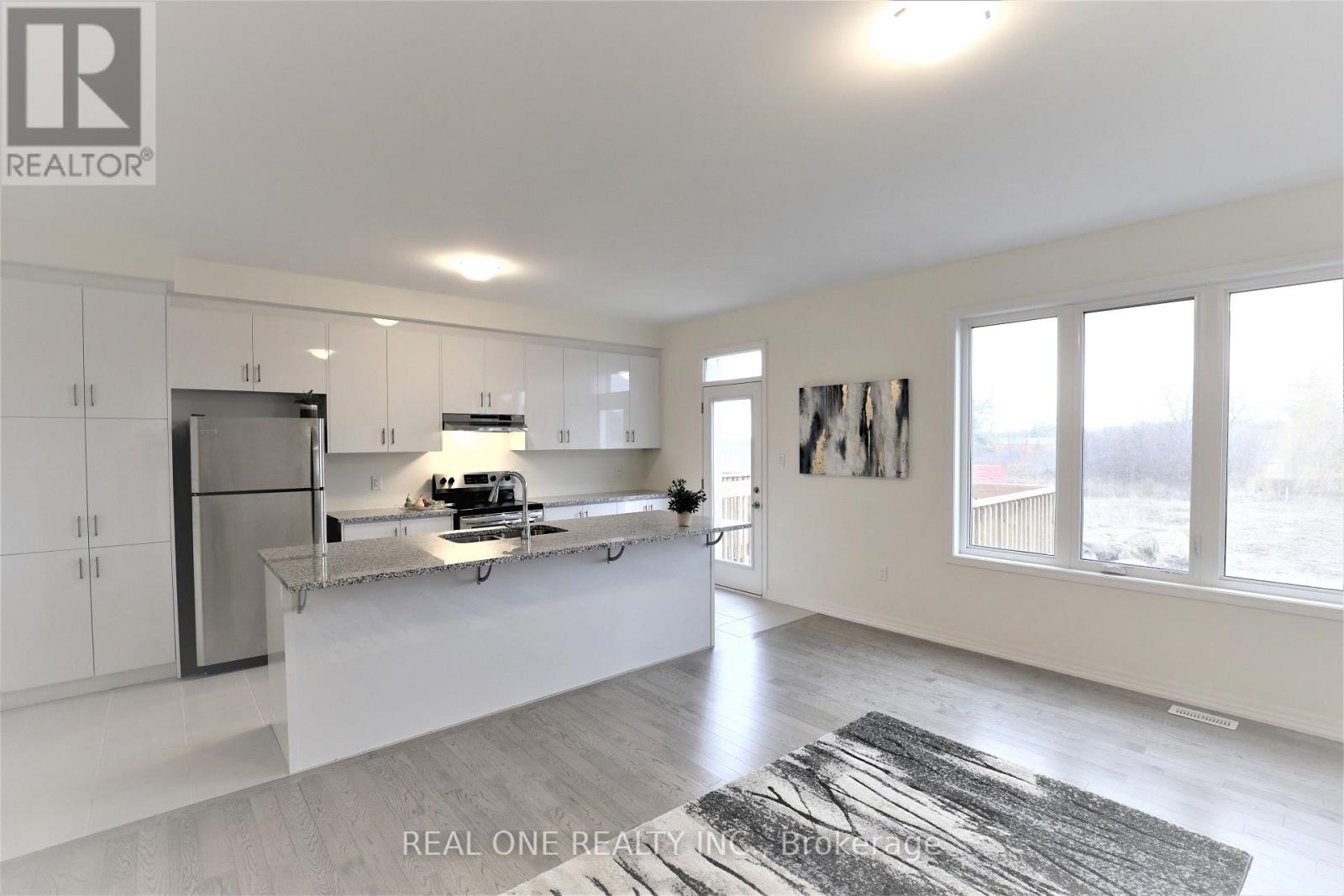 3478 Vernon Powell Drive, Oakville, Ontario  L6H 0X8 - Photo 2 - W12563450