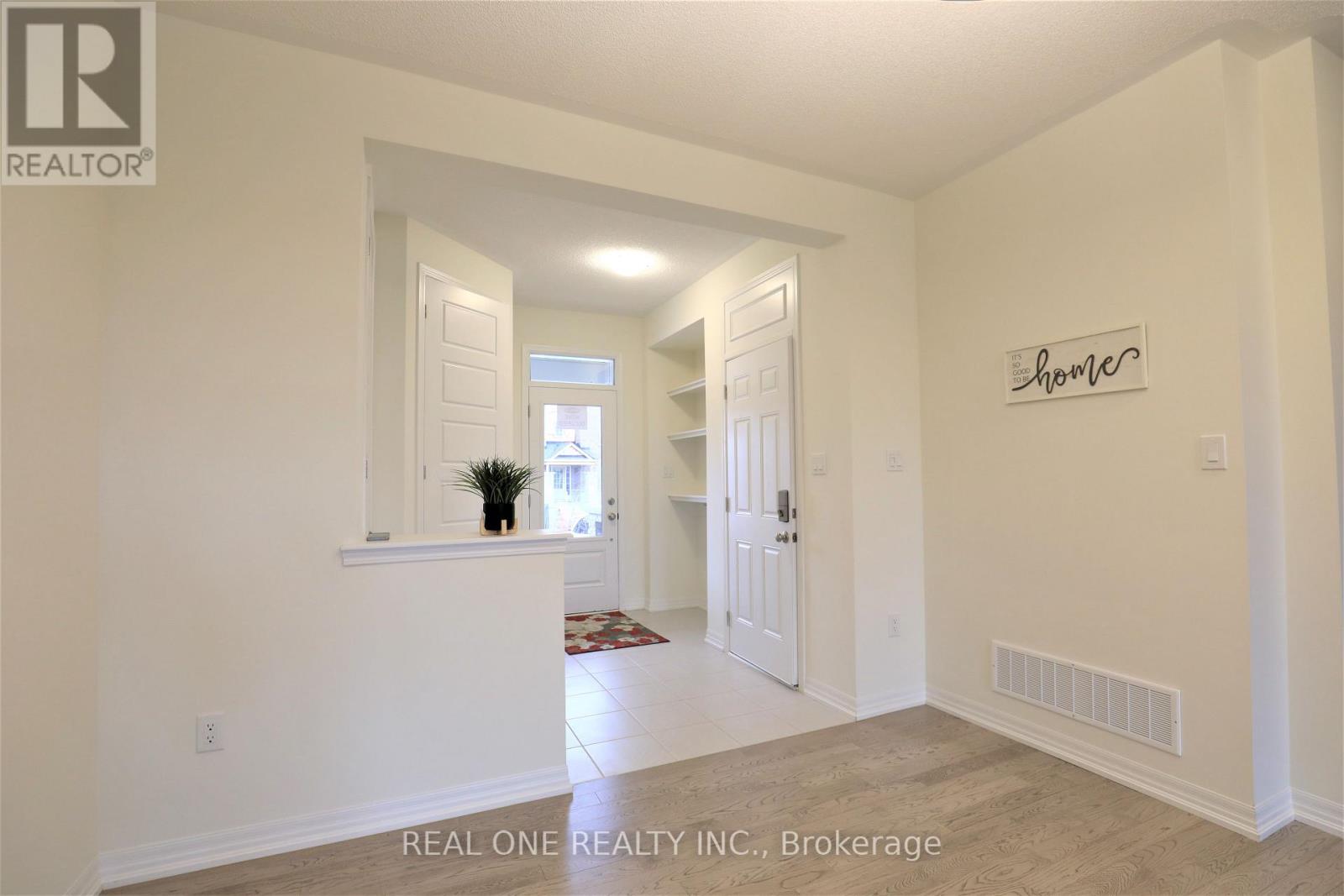 3478 Vernon Powell Drive, Oakville, Ontario  L6H 0X8 - Photo 4 - W12563450