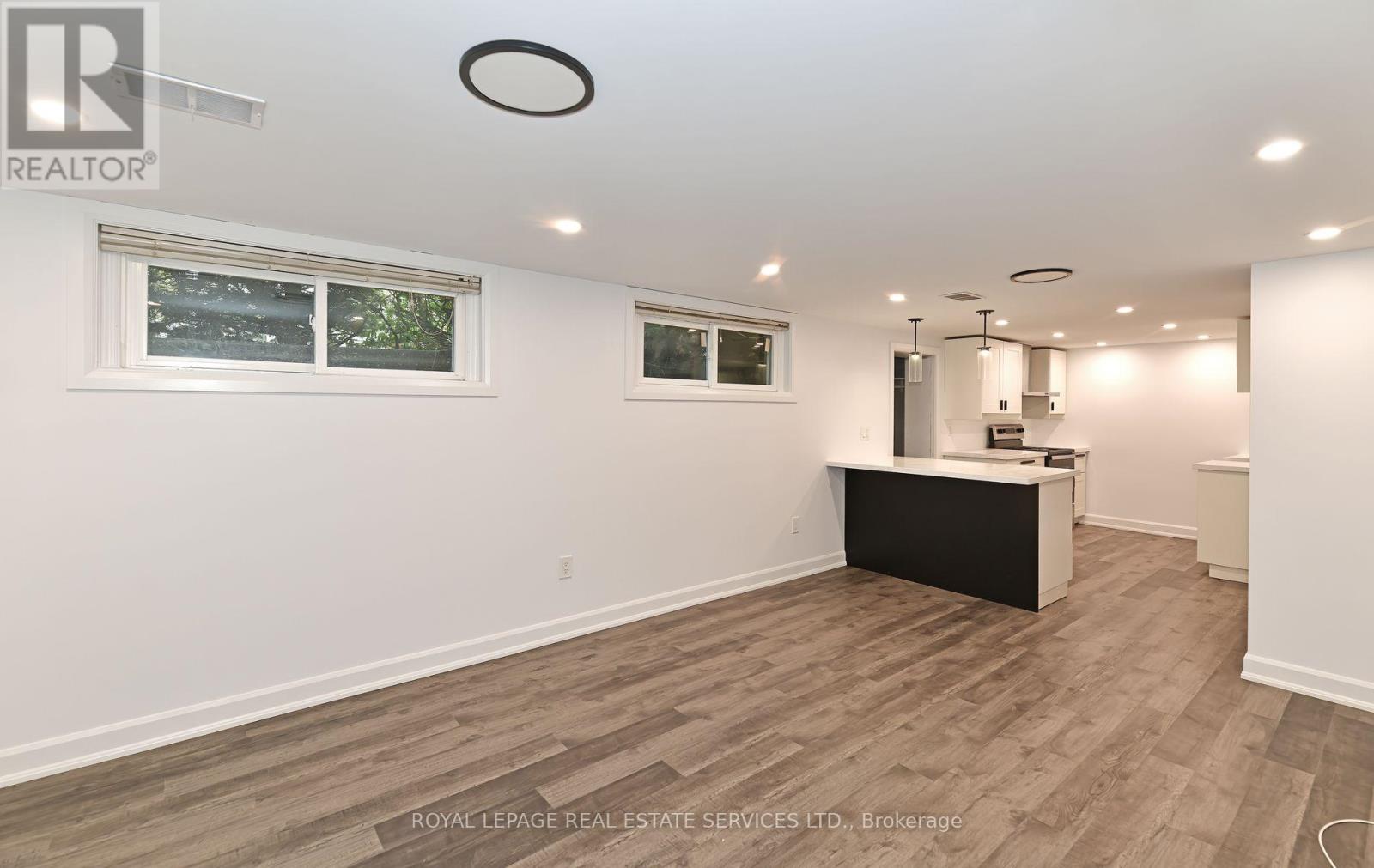 3 Kellogg Street, Toronto, Ontario  M8Z 4C6 - Photo 22 - W12563454