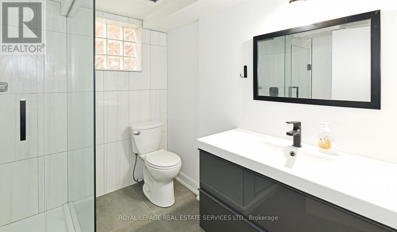 3 Kellogg Street, Toronto, Ontario  M8Z 4C6 - Photo 28 - W12563454