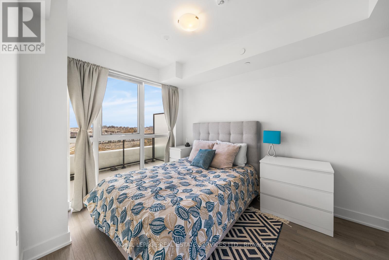 812 - 50 George Butchart Drive, Toronto, Ontario  M3K 0C9 - Photo 10 - W12563492