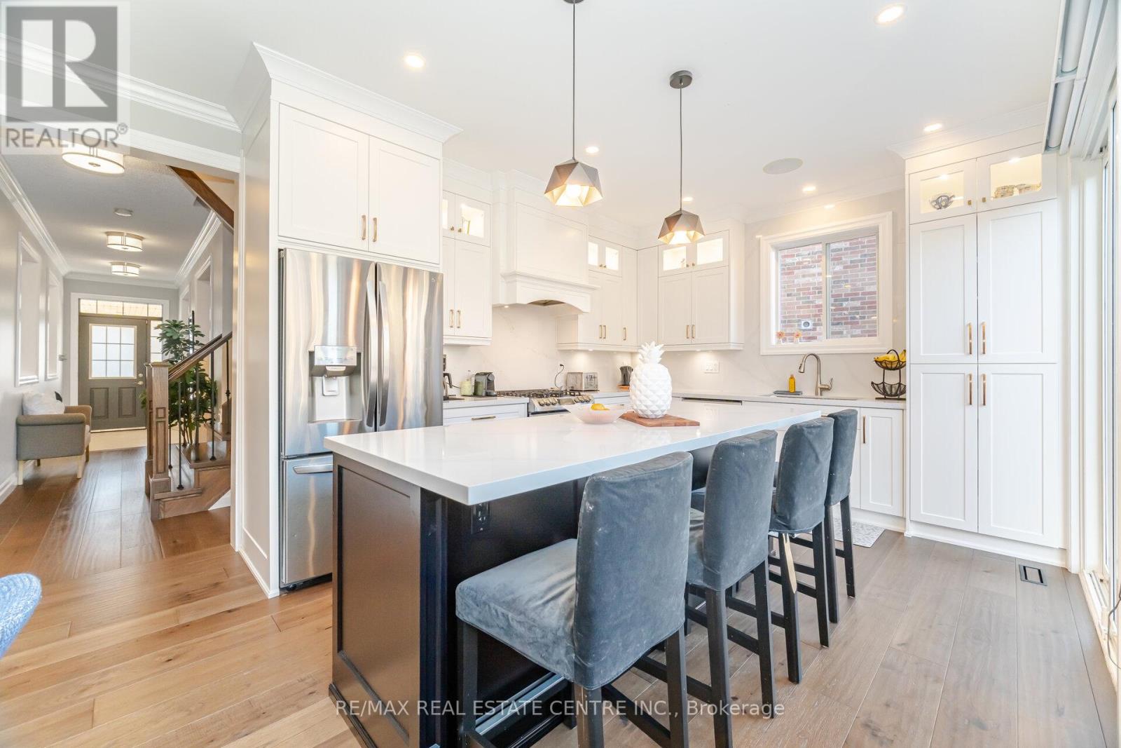 954 Coulter Way, Milton, Ontario  L9T 6X5 - Photo 14 - W12563504