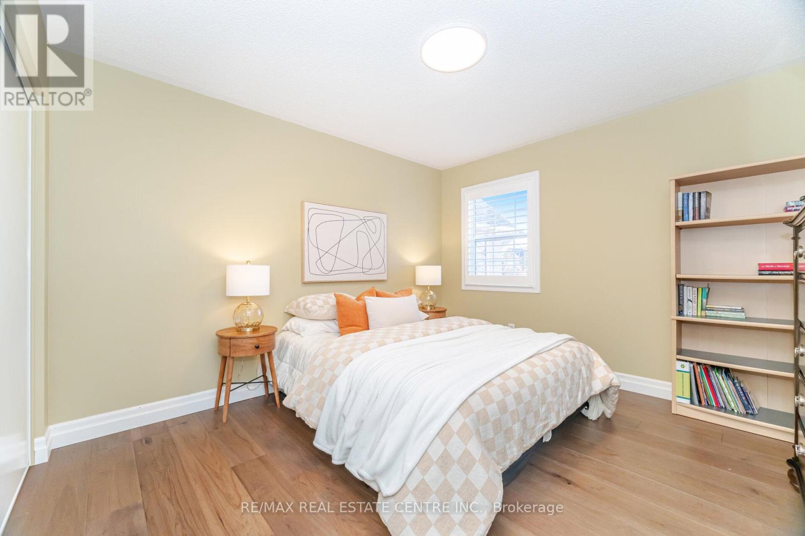 954 Coulter Way, Milton, Ontario  L9T 6X5 - Photo 36 - W12563504