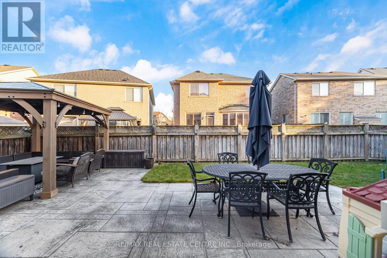 954 Coulter Way, Milton, Ontario  L9T 6X5 - Photo 44 - W12563504