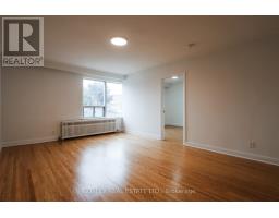 4 - 17 CALVINGTON DRIVE, Toronto, Ontario