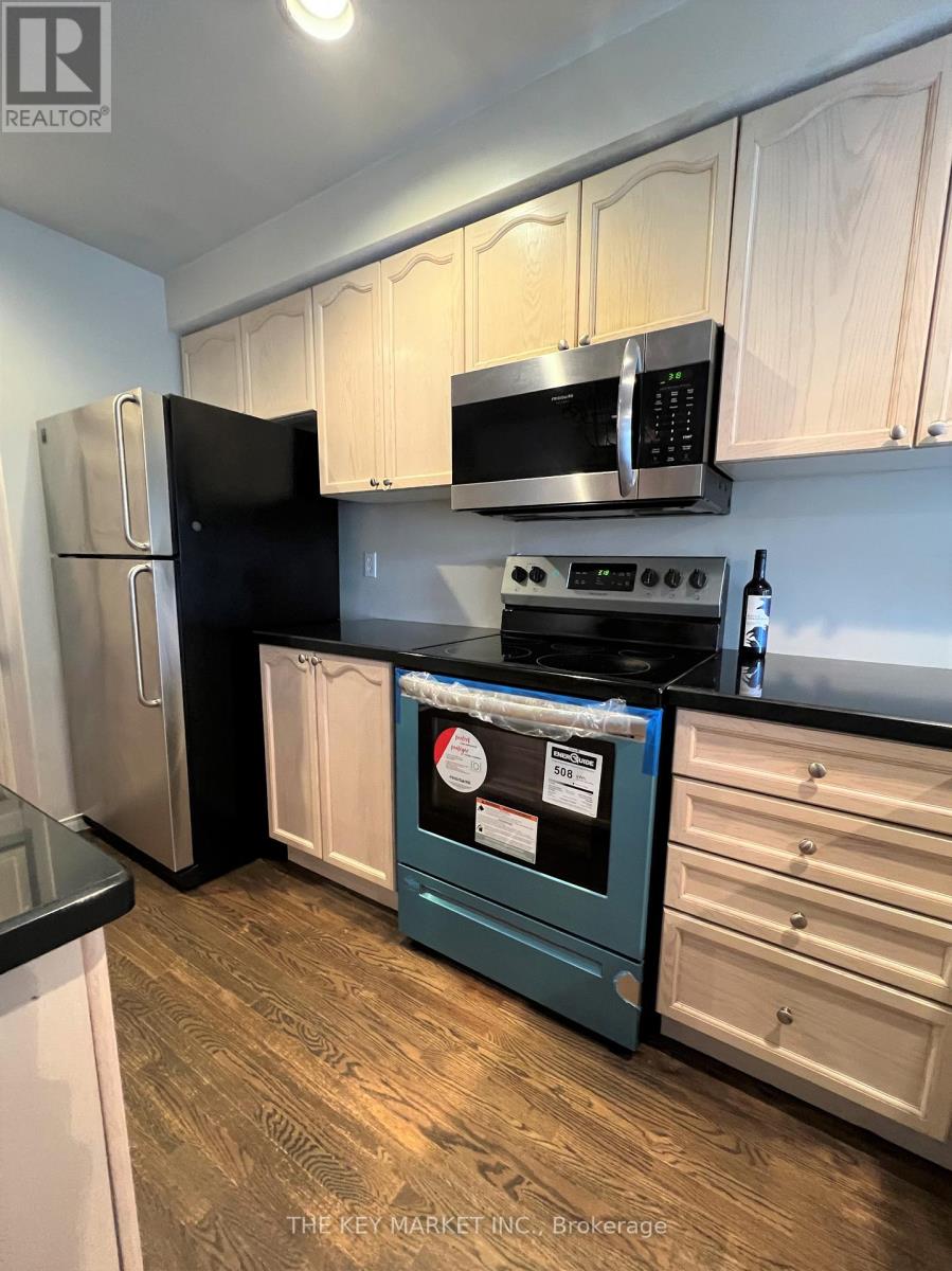 480 Dalmuir Mews, Mississauga, Ontario  L4Z 3W2 - Photo 6 - W12563554