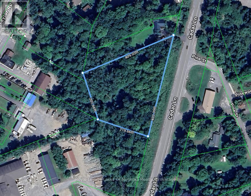 00 CEDAR LANE W, bracebridge (macaulay), Ontario