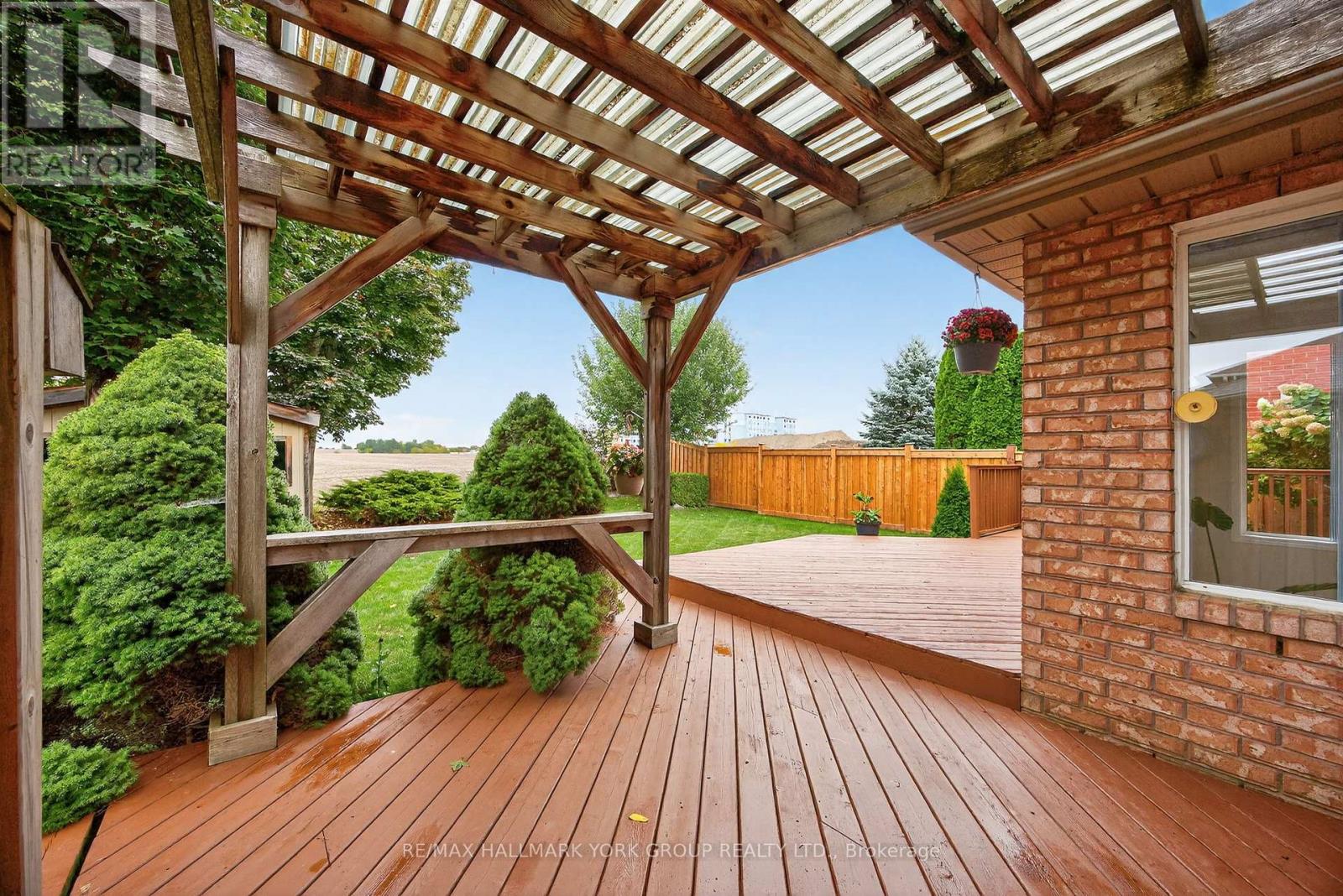 9 Reynolds Avenue, New Tecumseth, Ontario  L0G 1A0 - Photo 31 - N12429928