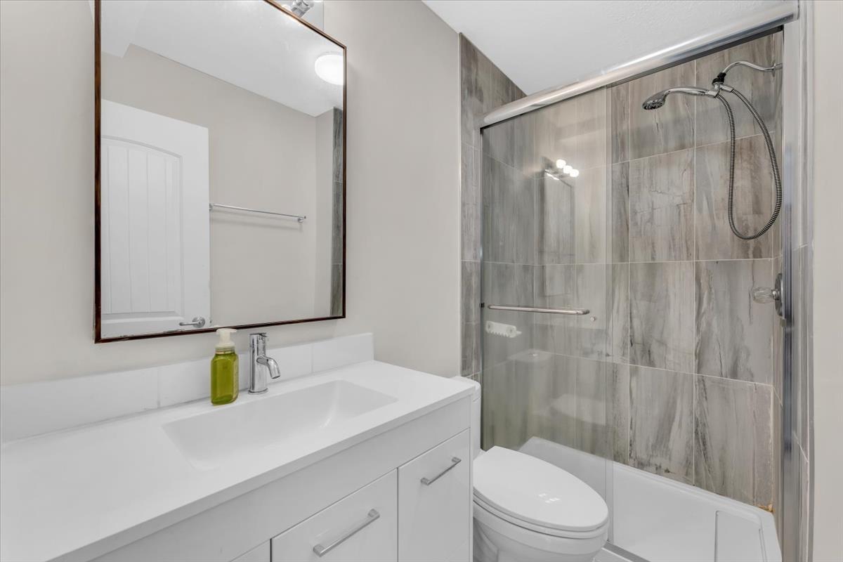 10552 Woodglen Close, Surrey, British Columbia V4N 1V4 - Photo 19 - R3069005