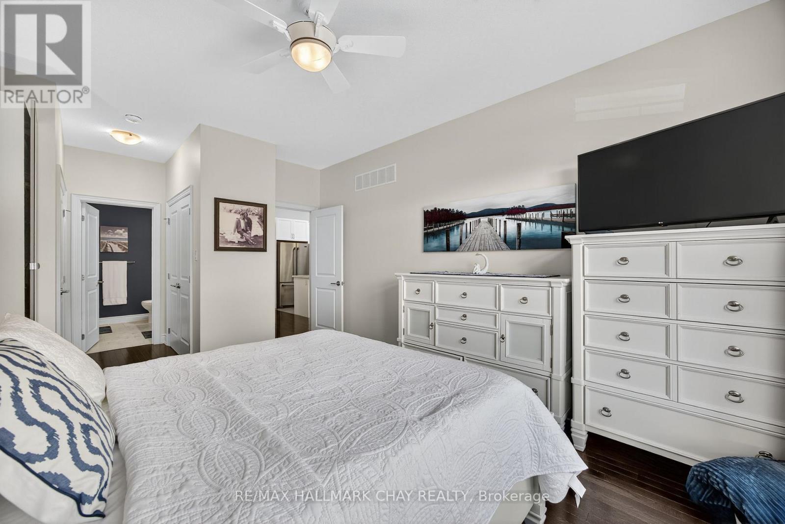 63 Summerhill Drive, New Tecumseth, Ontario  L9R 0S8 - Photo 13 - N12474200