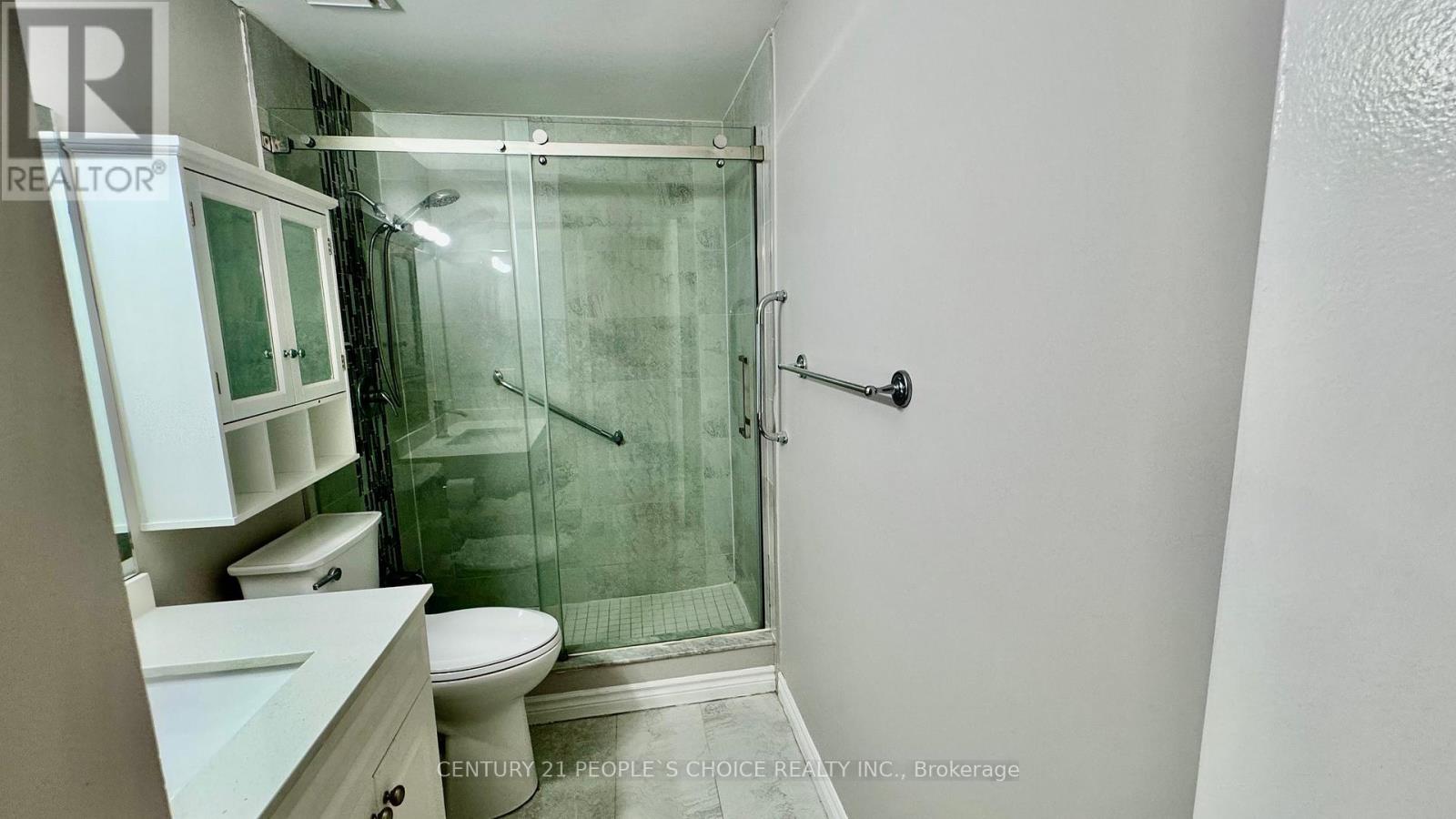 16 Franklin Court, Brampton, Ontario  L6T 3Z1 - Photo 15 - W12359851