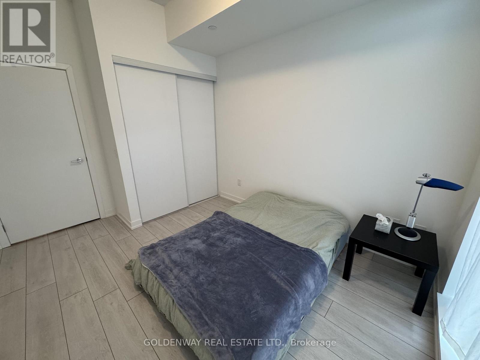 405 - 55 Duke Street W, Kitchener, Ontario  N2H 0C9 - Photo 6 - X12560688